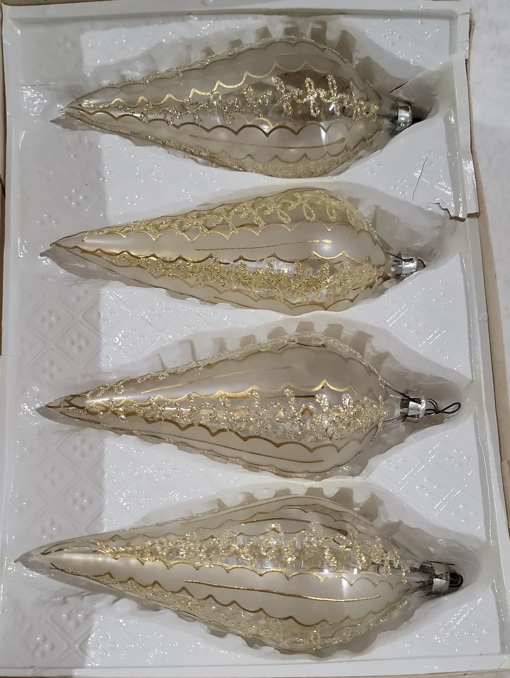 Vintage Set of 4 Gold and Cream Jamd Painted Teardrop Holiday Ornaments Romania